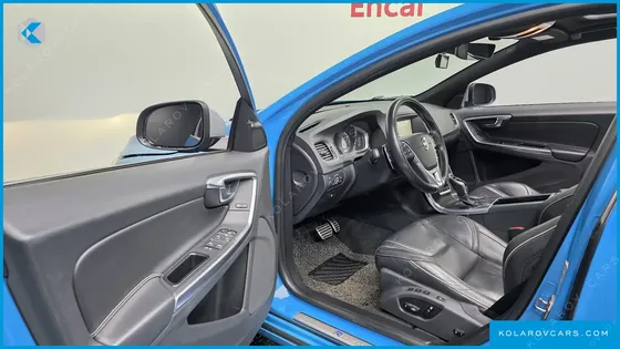 VOLVO S60 T5 R-DESIGN
