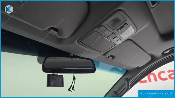 HYUNDAI STAREX 4WD 11-SEATER WAGON
