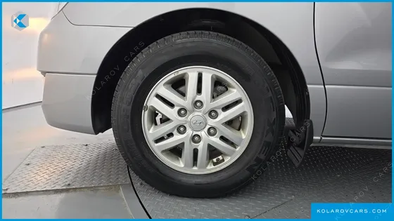 HYUNDAI STAREX 12-SEATER WAGON