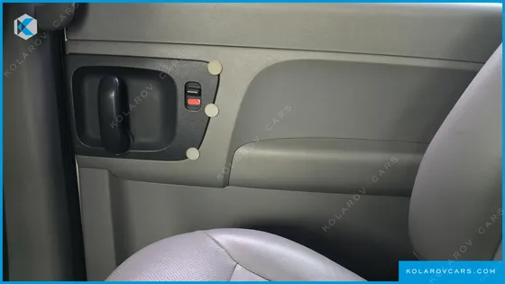 HYUNDAI STAREX 12-SEATER WAGON