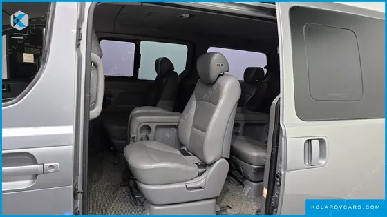 HYUNDAI STAREX 12-SEATER WAGON