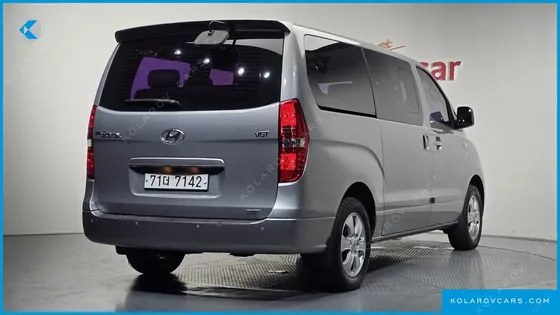 HYUNDAI STAREX 4WD 12-SEATER WAGON