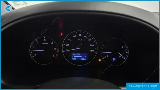 HYUNDAI STAREX 4WD 12-SEATER WAGON