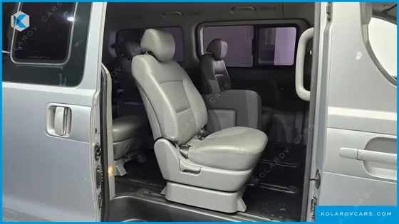 HYUNDAI STAREX 4WD 12-SEATER WAGON