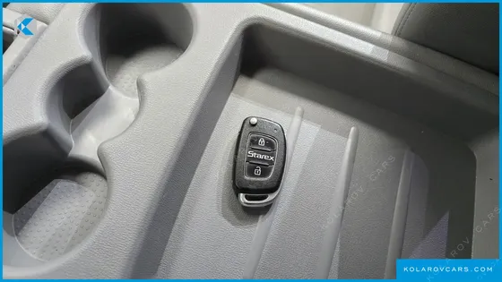 HYUNDAI STAREX 4WD 12-SEATER WAGON
