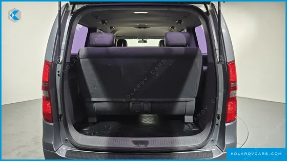 HYUNDAI STAREX 4WD 12-SEATER WAGON