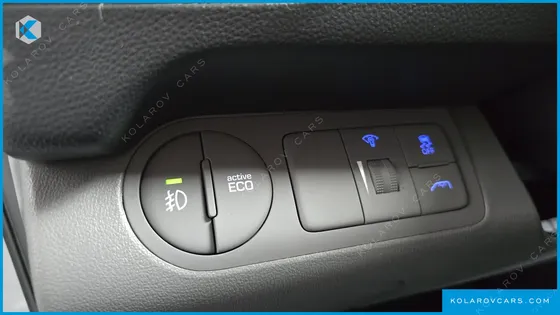 HYUNDAI STAREX 4WD 12-SEATER WAGON