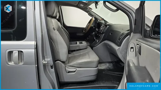 HYUNDAI STAREX 4WD 12-SEATER WAGON