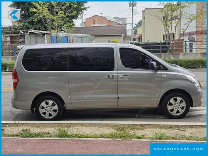 HYUNDAI STAREX 4WD 12-SEATER WAGON