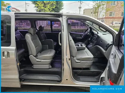 HYUNDAI STAREX 4WD 12-SEATER WAGON