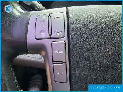 HYUNDAI STAREX 4WD 12-SEATER WAGON