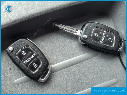 HYUNDAI STAREX 4WD 12-SEATER WAGON