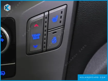 HYUNDAI STAREX 4WD 12-SEATER WAGON