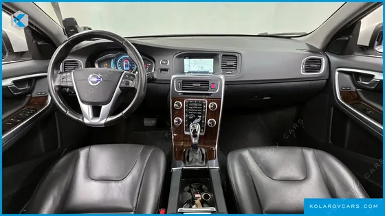 VOLVO S60 D4