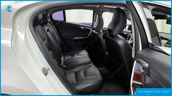 VOLVO S60 D4
