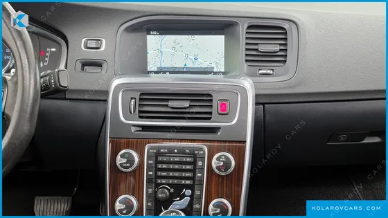 VOLVO S60 D4