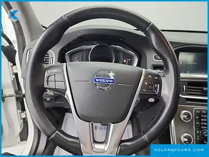 VOLVO S60 D2