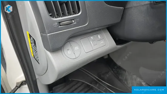 HYUNDAI STAREX 4WD 12-SEATER WAGON