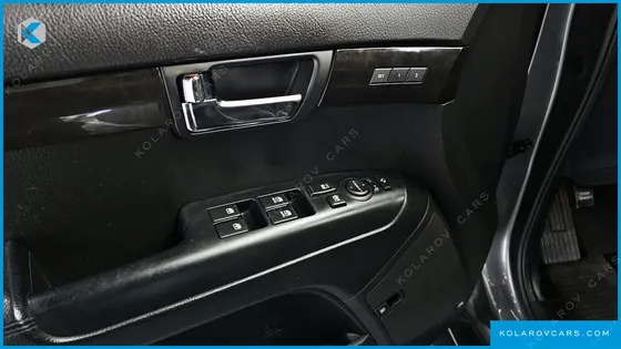KIA MOHAVE 4WD KV 300