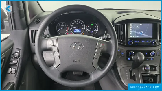 HYUNDAI STAREX 4WD 12-SEATER WAGON