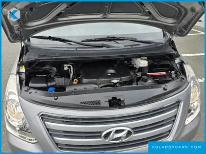 HYUNDAI STAREX 12-SEATER WAGON