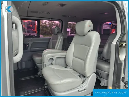 HYUNDAI STAREX 4WD 12-SEATER WAGON