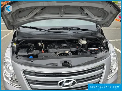 HYUNDAI STAREX 4WD 12-SEATER WAGON