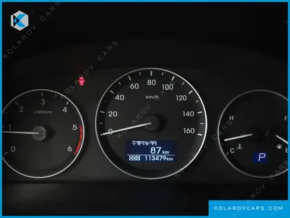 HYUNDAI STAREX 12-SEATER WAGON