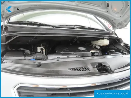 HYUNDAI STAREX 12-SEATER WAGON