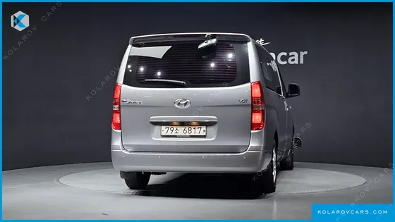 HYUNDAI STAREX 12-SEATER WAGON
