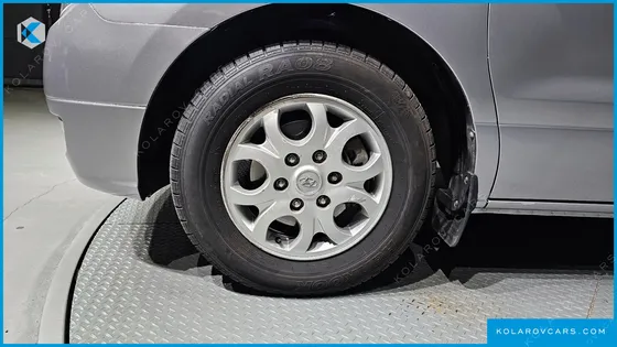 HYUNDAI STAREX 12-SEATER WAGON