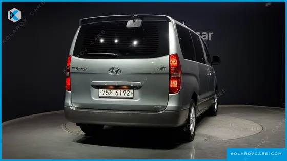 HYUNDAI STAREX 4WD 11-SEATER WAGON HVX