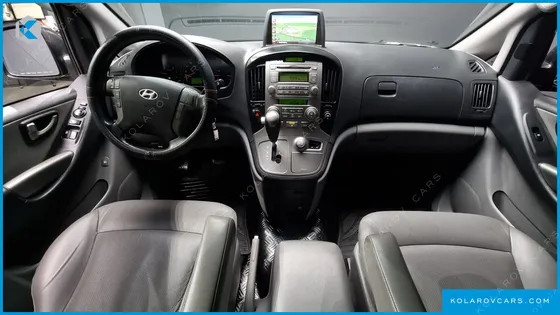 HYUNDAI STAREX 4WD 11-SEATER WAGON HVX