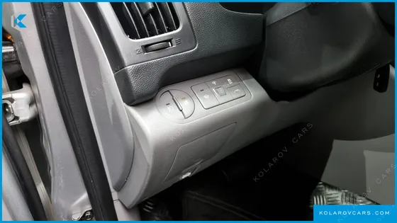 HYUNDAI STAREX 4WD 11-SEATER WAGON HVX