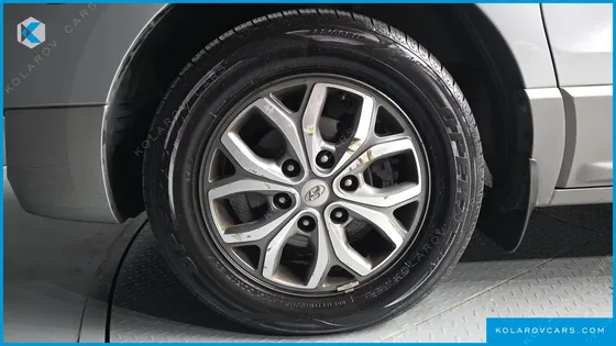 HYUNDAI STAREX 4WD 11-SEATER WAGON