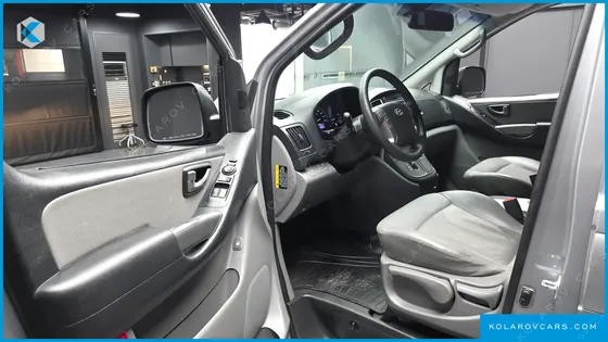 HYUNDAI STAREX 4WD 11-SEATER WAGON