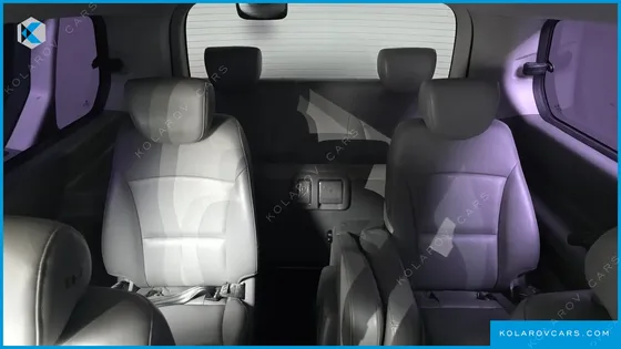 HYUNDAI STAREX 4WD 11-SEATER WAGON