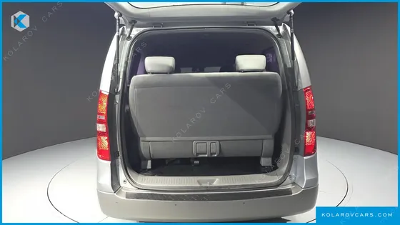 HYUNDAI STAREX 4WD 11-SEATER WAGON