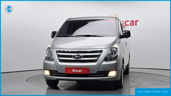 HYUNDAI STAREX 3-SEATER VAN