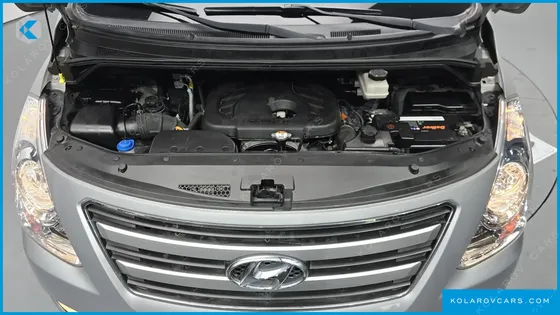HYUNDAI STAREX 3-SEATER VAN