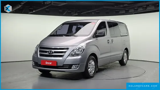 HYUNDAI STAREX 5-SEATER VAN