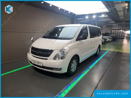 HYUNDAI STAREX 12-SEATER WAGON