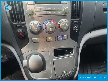 HYUNDAI STAREX 12-SEATER WAGON
