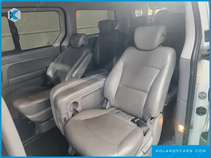 HYUNDAI STAREX 12-SEATER WAGON