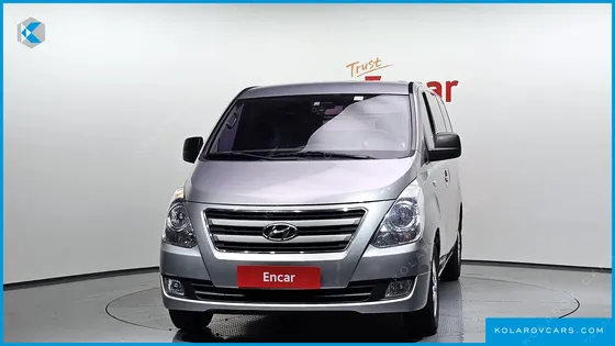 HYUNDAI STAREX 3-SEATER VAN