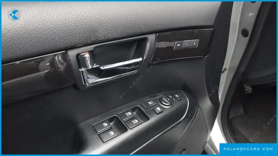 KIA MOHAVE 4WD KV 300