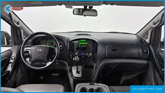 HYUNDAI STAREX 3-SEATER VAN