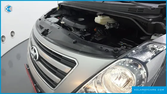 HYUNDAI STAREX 4WD 12-SEATER WAGON