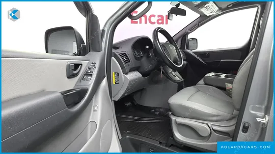 HYUNDAI STAREX 4WD 12-SEATER WAGON