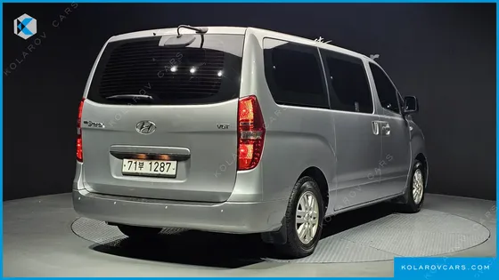 HYUNDAI STAREX 12-SEATER WAGON